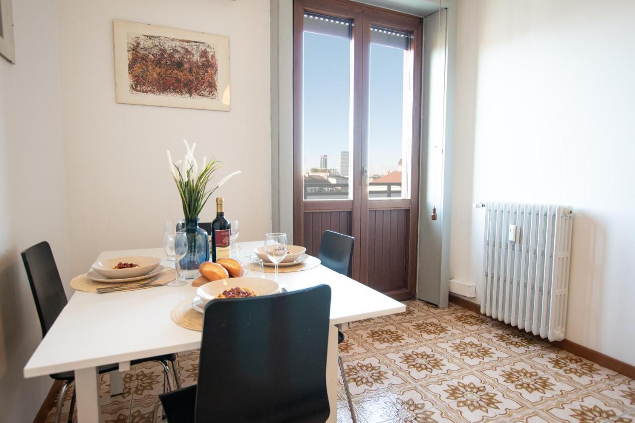I Host - Sant'agostino 7 * Milaan
